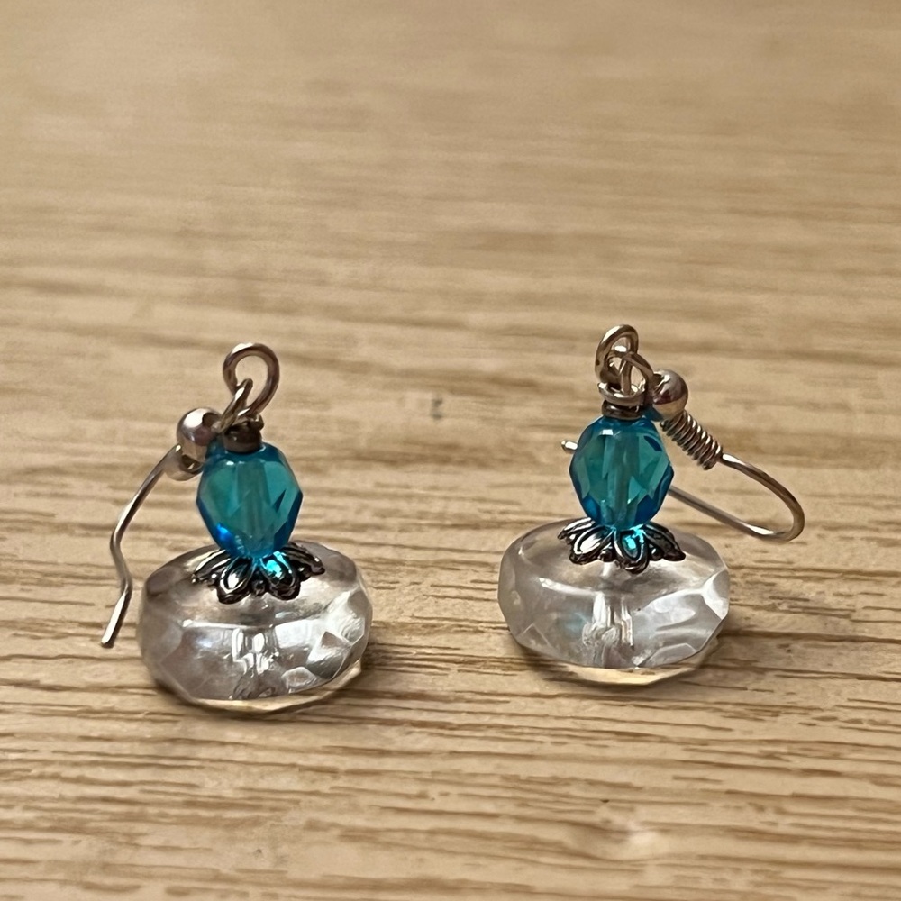 Blue & Clear beaded earrings NWOT